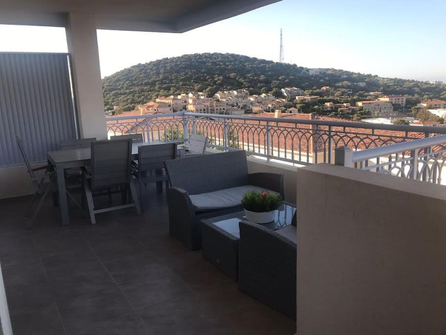 Appart Avec Terrasse Vue Sur Mer Exceptionnelle LʼÎle-Rousse 외부 사진